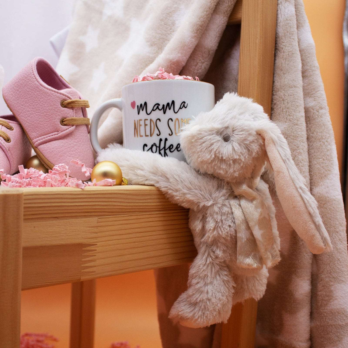 Luxuriöse Geschenkbox für Neugeborene (17 Teile)
